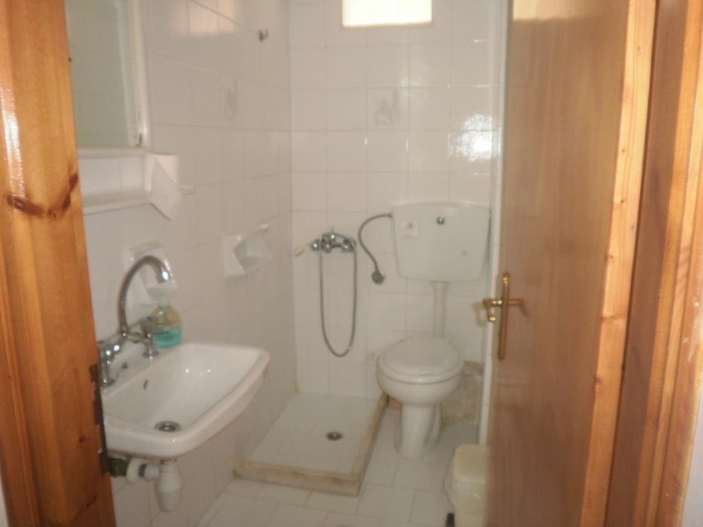 Giannis Studios Nikiana Bilik gambar